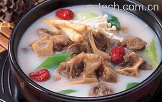  什么人不宜喝牛骨汤 牛骨汤的功效与作用-0