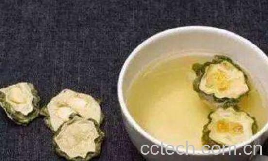 苦瓜泡水喝的正确方法 苦瓜泡水喝有什么好处-0