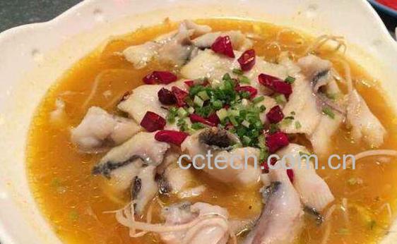 鲈鱼怎么做好吃 鲈鱼的家常做法教程-1