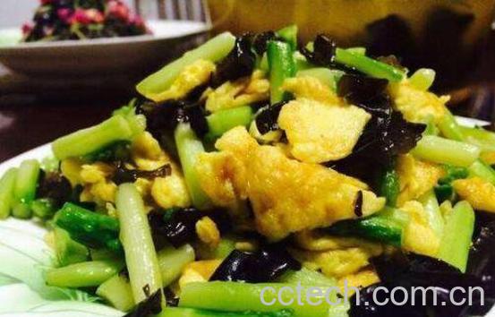 芦笋怎么做好吃 芦笋的吃法技巧教程-0