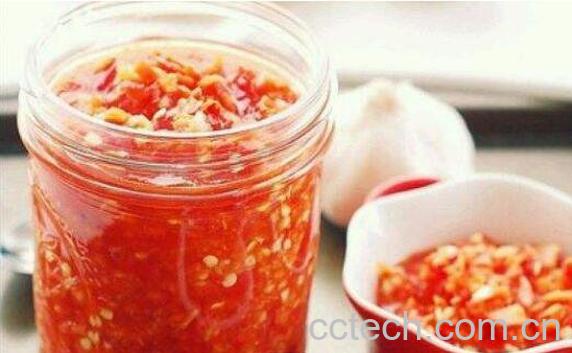 蒜蓉辣椒酱如何做 蒜蓉辣椒酱的做法窍门-0