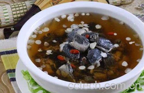 乌鸡汤的功效与作用及食用禁忌-0