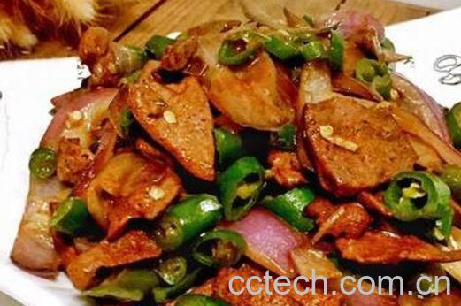 怎样炒猪肝嫩又好吃的 猪肝的家常做法-1