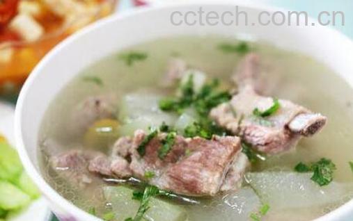 冬瓜排骨汤的功效与作用 冬瓜排骨汤的做法技巧-0