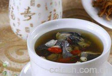 乌鸡汤的功效与作用及常见做法-0