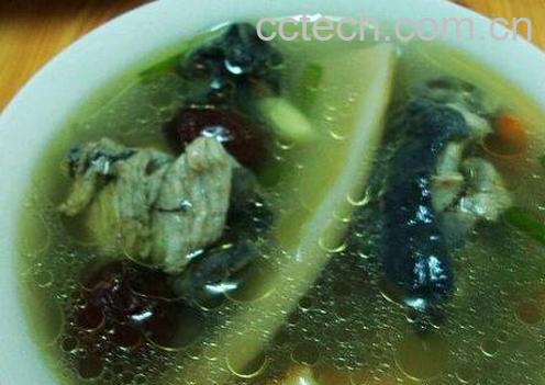 乌鸡汤的功效与作用及常见做法-1