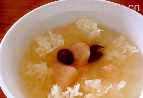 冰糖银耳的功效与作用 冰糖银耳的做法步骤教程-0