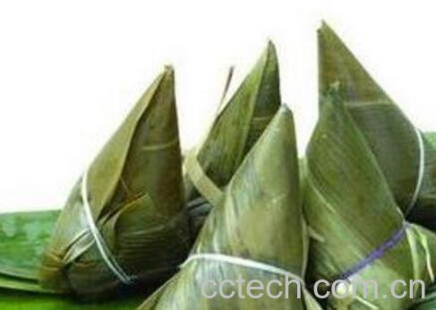 包粽子的方法与步骤图 包粽子的米要泡多久-0