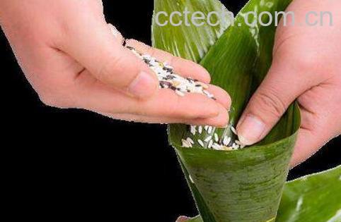 包粽子的方法与步骤图 包粽子的米要泡多久-1