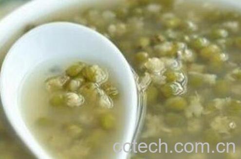 绿豆汤的功效与作用 喝绿豆汤的好处-0