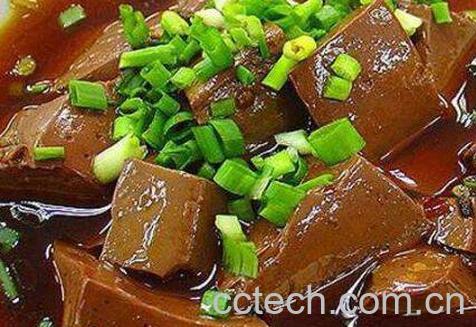 猪血的功效与作用及禁忌-1