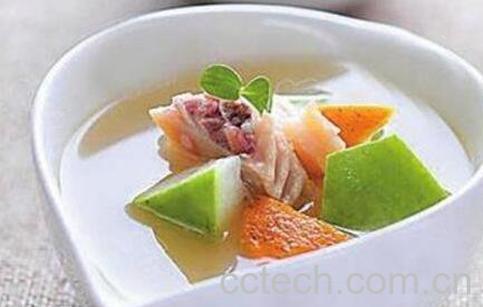 鸭肉炖什么好吃 鸭肉怎么做好吃-1