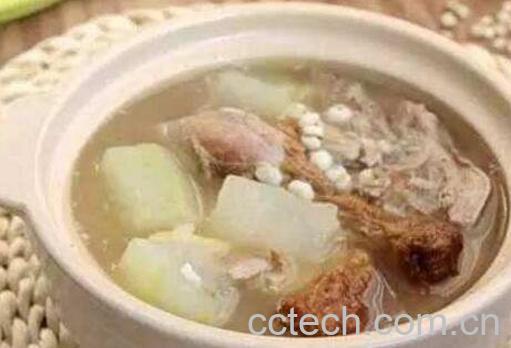 鸭肉炖什么好吃 鸭肉怎么做好吃-0