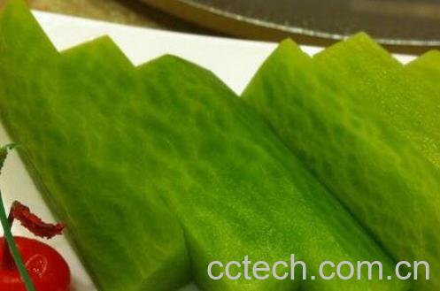 青萝卜的功效与作用 吃青萝卜的好处-0