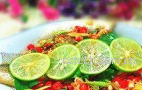 蒸鱼放柠檬有什么作用 柠檬蒸鱼怎么做-1