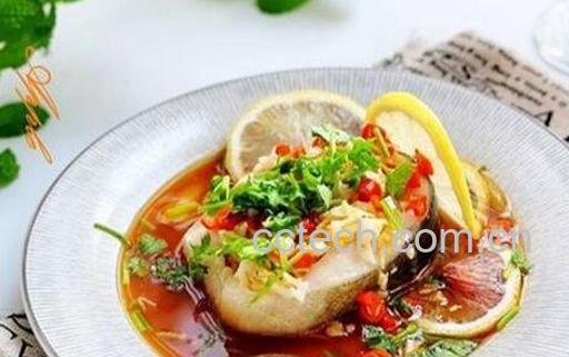 蒸鱼放柠檬有什么作用 柠檬蒸鱼怎么做-0