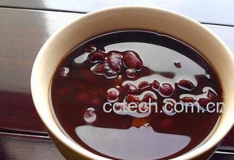 红豆汤的营养价值与功效-1