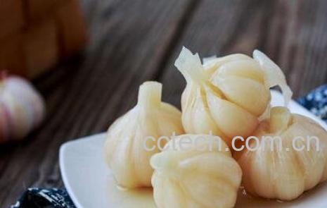 白酒蒸大蒜有什么功效与作用-1