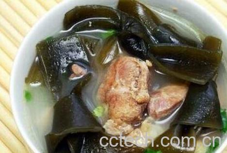 海带排骨汤的功效-0