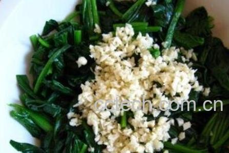 菠菜怎么做好吃 菠菜的做法-0