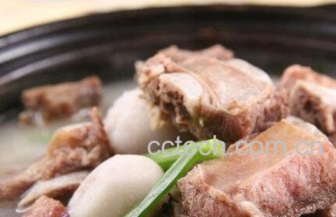 艾草煲排骨的功效与作用-0