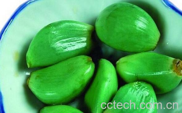 果蔬百科夏天怎么做腊八蒜-0