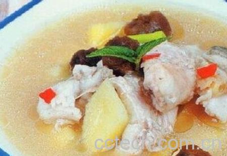 月子枸杞鱼汤的功效与作用-1