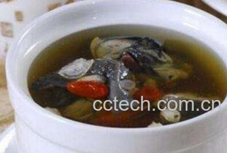 当归黑豆乌鸡汤的功效作用-1