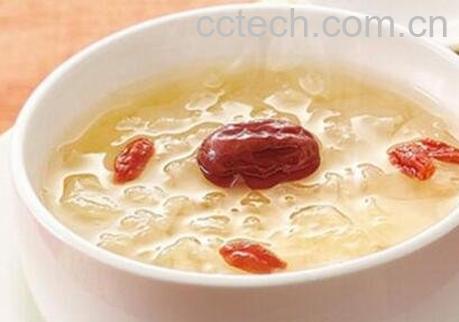红枣银耳汤的功效-1
