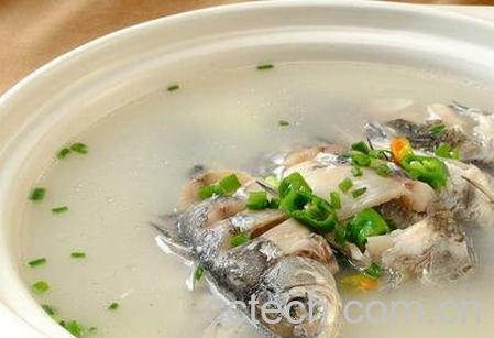 鲫鱼汤的功效与作用-0