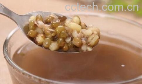 绿豆汤为什么是红色的-1