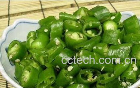 最简单的腌制绿辣椒方法-0