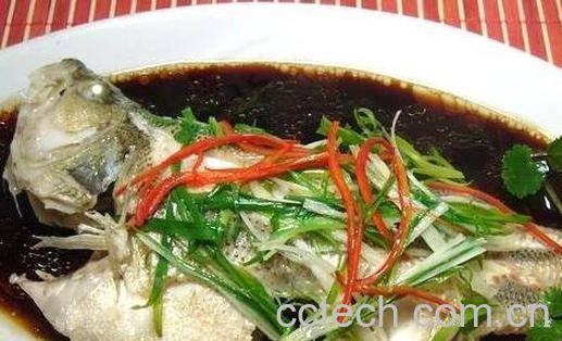 家常蒸鱼的小妙招-0