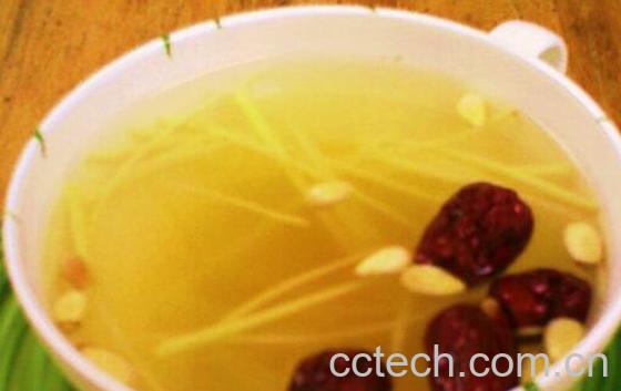 果蔬百科生姜泡水的功效与作用-0