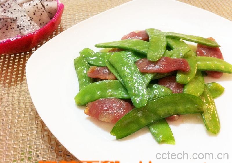 果蔬百科荷兰豆青椒炒腊肠的做法-0