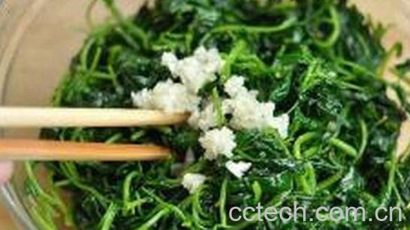 果蔬百科灰灰菜的常见吃法-0