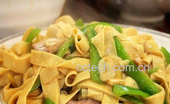 果蔬百科东北尖椒干豆腐怎么做-0