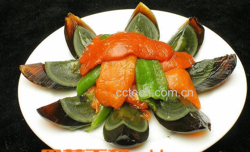 果蔬百科皮蛋的营养价值 皮蛋怎么吃营养-0