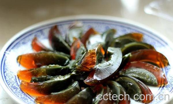 果蔬百科松花蛋的营养价值 松花蛋怎么吃营养-0