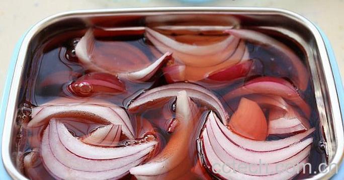 果蔬百科葡萄酒泡洋葱的功效与作用-0
