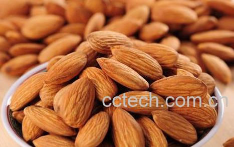 果蔬百科杏仁怎么吃好 吃杏仁的好处-0