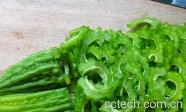 果蔬百科苦瓜怎么做不苦-0