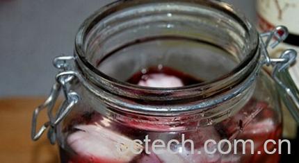 果蔬百科圆葱红酒的做法和功效-0