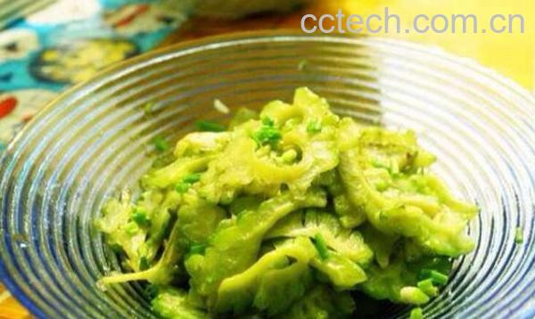 果蔬百科清炒苦瓜怎么做 清炒苦瓜的做法-0