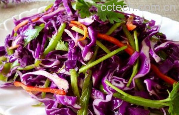 果蔬百科紫甘蓝的常见做法-0