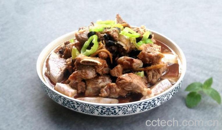 果蔬百科芋头蒸排骨的做法-0