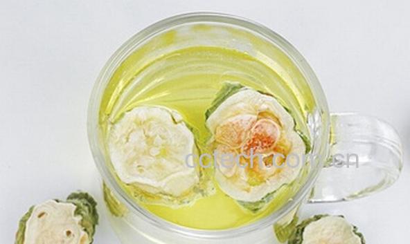 果蔬百科苦瓜片泡水喝的禁忌-0