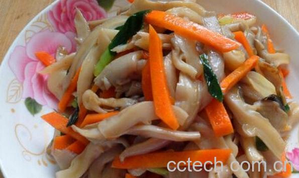 果蔬百科草菇炒胡萝卜-0