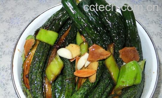 果蔬百科自制腌小黄瓜-0