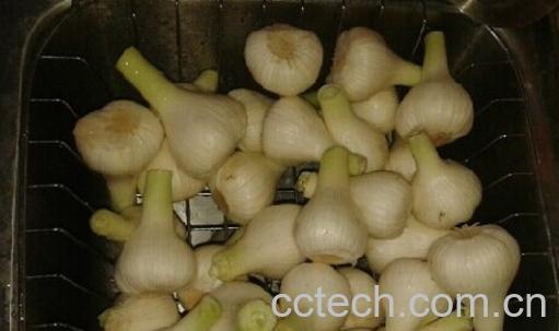 果蔬百科咸蒜怎么腌好吃-0